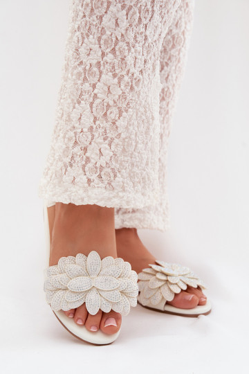 Klapki Damskie Płaskie Ze Zdobieniem Białe Grelora 2