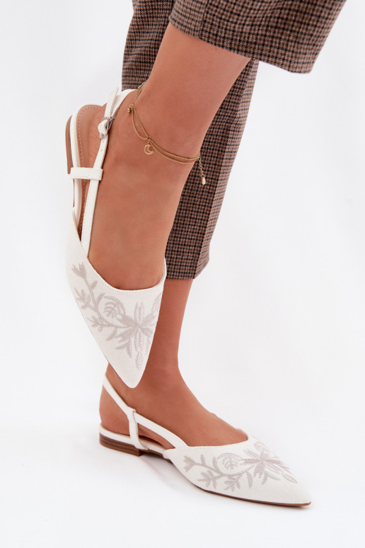 Women's Flat White Embroidered Sandals Grelia