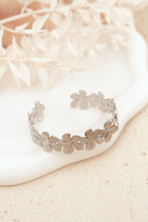 Women's Bracelet Made of Stainless Steel Silver Flowers