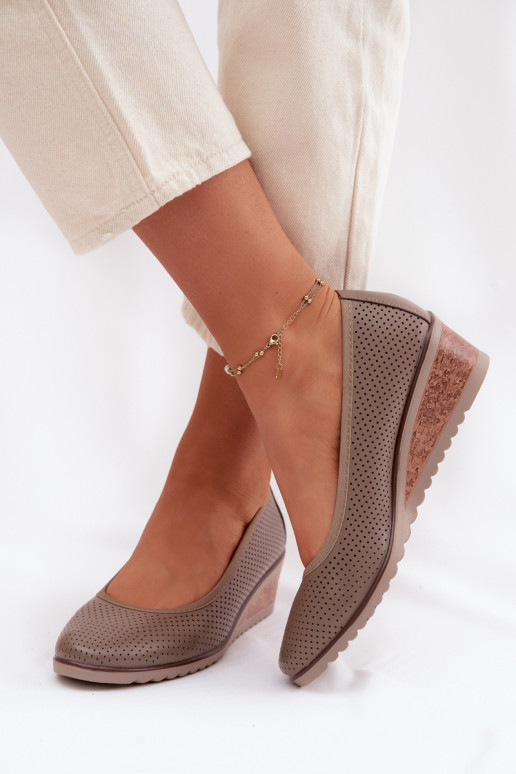 Półbuty Damskie Na Koturnie Vinceza 58629 Ciemnobeżowe