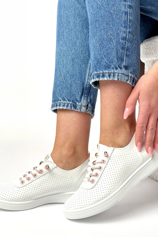 Białe wsuwane tenisówki perforowane...