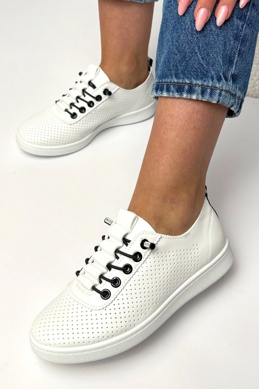 Białe wsuwane tenisówki perforowane...