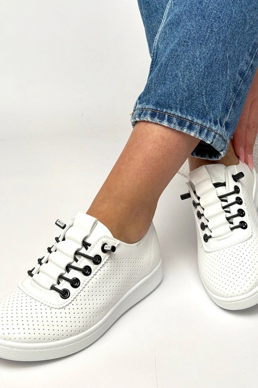 Białe wsuwane tenisówki perforowane...