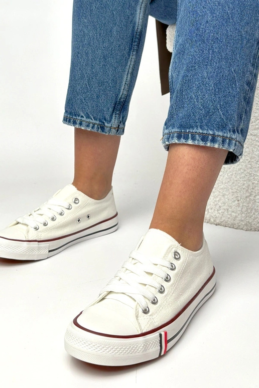 Białe casualowe trampki Manon