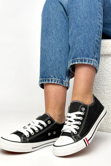 Czarne casualowe trampki Manon 2