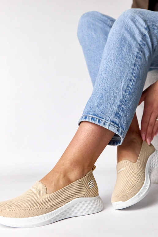 Beżowe wsuwane materiałowe tenisówki Zoe