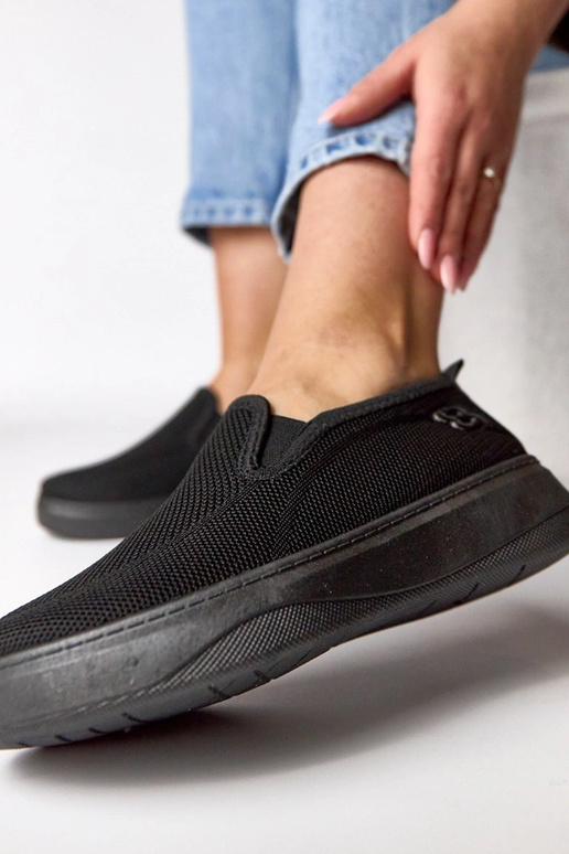 Czarne materiałowe tenisówki na...