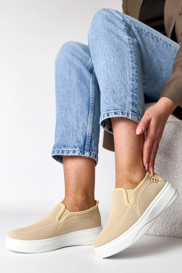 Beżowe materiałowe... 2