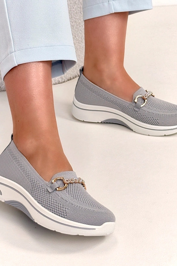 Szare wsuwane materiałowe... 2