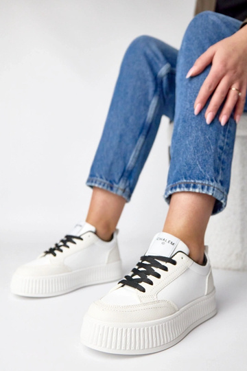 Biało-Czarne sneakersy na platformie Solange