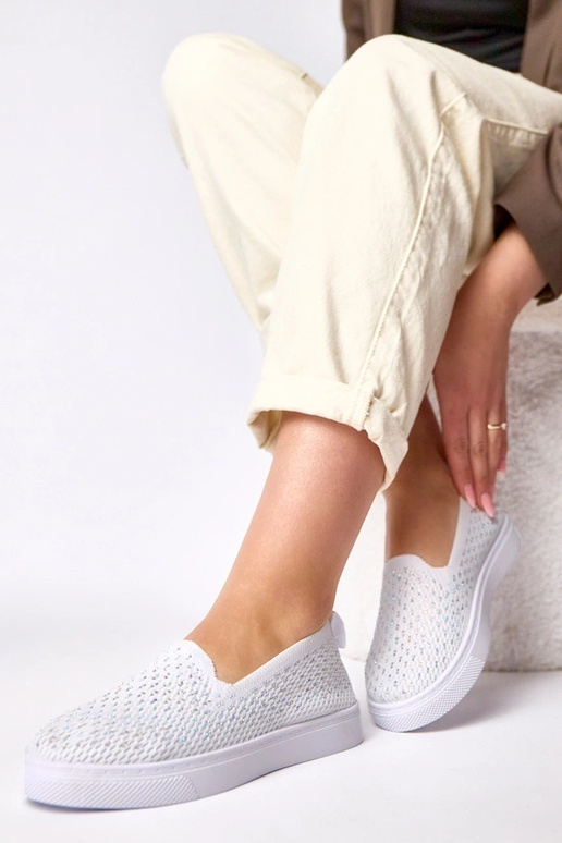 Białe wsuwane materiałowe tenisówki z...