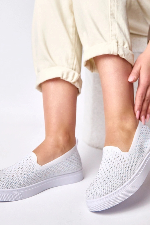 Białe wsuwane materiałowe tenisówki z...