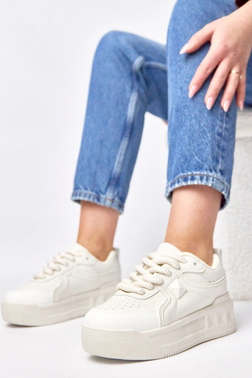 Beżowe sneakersy na platformie Alessandra