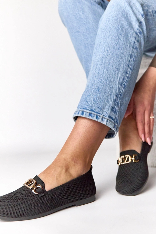 Czarne materiałowe mokasyny ze złotą...
