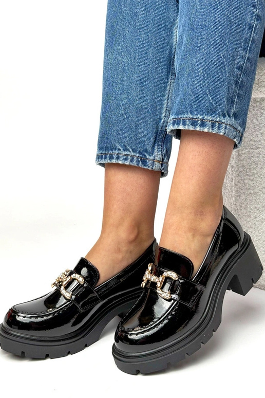 Czarne lakierowane mokasyny na...
