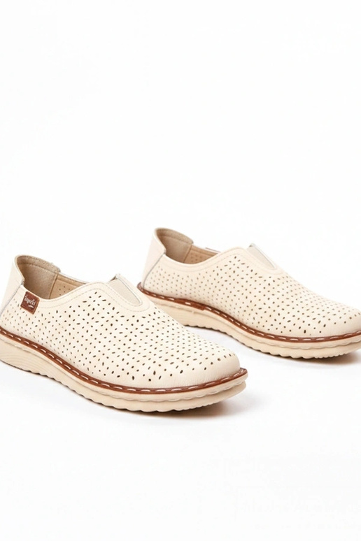 Beżowe ażurowe wsuwane półbuty Rosa