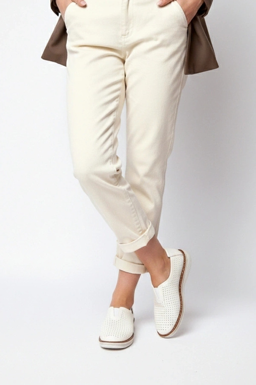 Białe ażurowe wsuwane półbuty Rosa