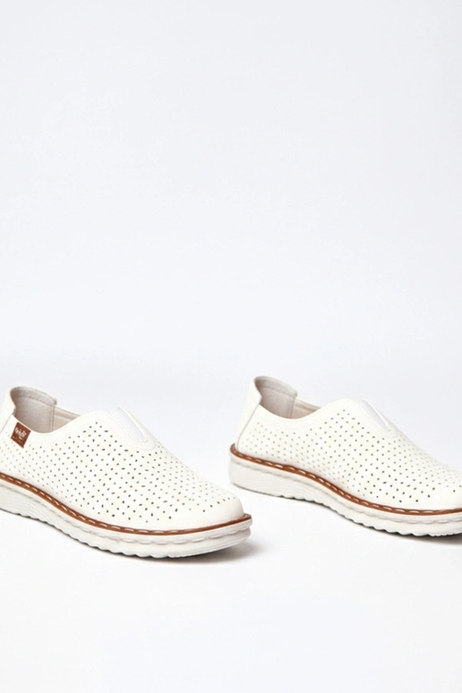 Białe ażurowe wsuwane półbuty Rosa