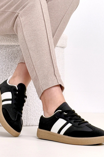 Czarne sneakersy casualowe na platformie Thérèse 2