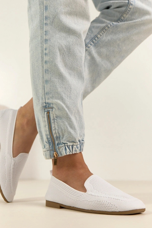 Białe Materiałowe Mokasyny Addison