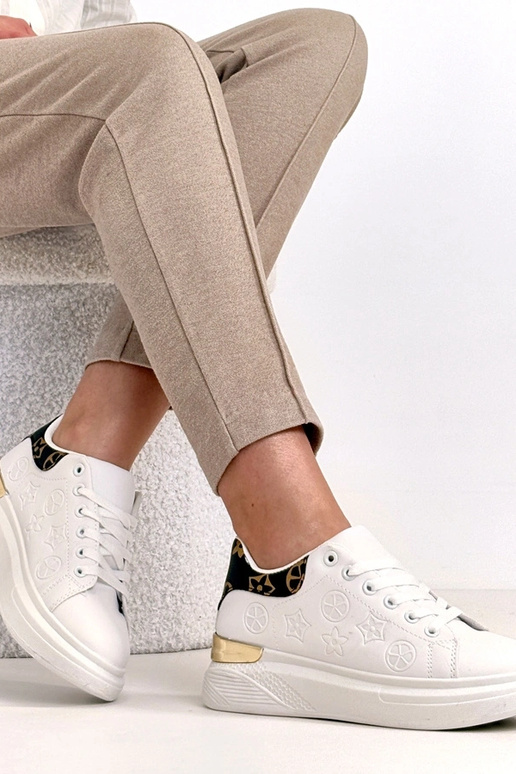 Białe Sneakersy Zdobione Tłoczeniem...