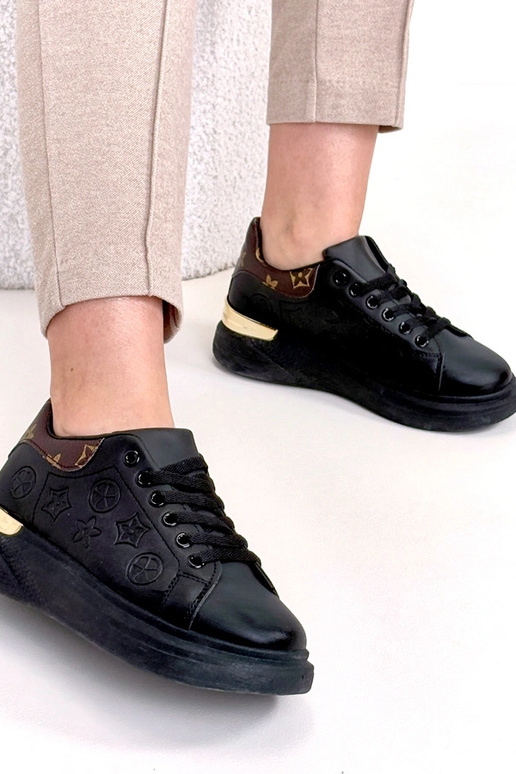 Czarne Sneakersy Zdobione Tłoczeniem...