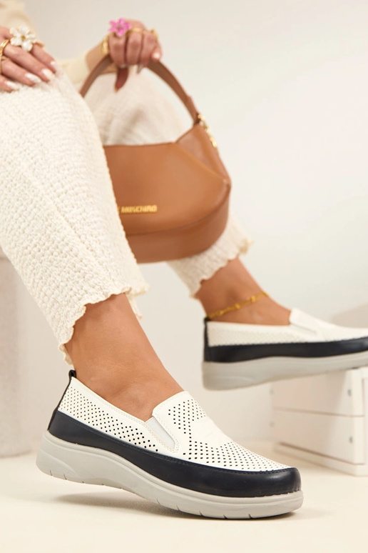 Biało-Granatowe Ażurowe Wsuwane...