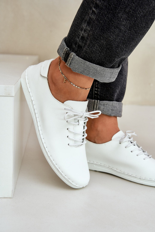 Laced Shoes Made Of Natural Leather D&A LR51-645 White