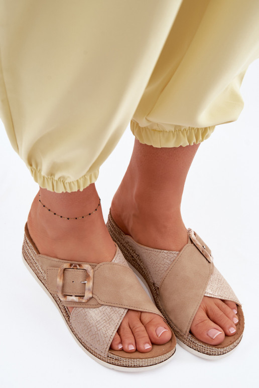 Women's Platform Sandals With Decorative Buckle Inblu RV000012 Brown