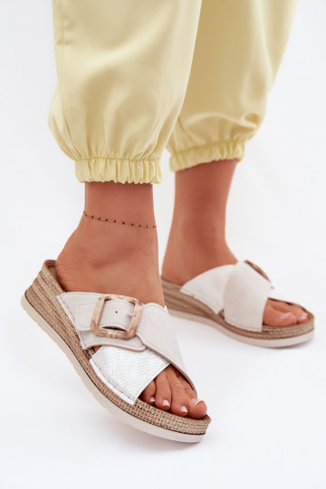 Women's Platform Sandals With Decorative Buckle Inblu RV000012 Light Beige