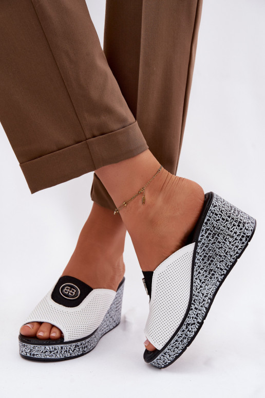 Skórzane Klapki Na KoturniewithOzdobą S.Barski LR61-7011 Białe