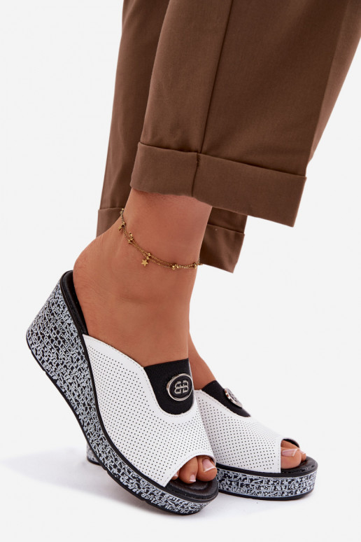 Skórzane Klapki Na KoturniewithOzdobą S.Barski LR61-7011 Białe