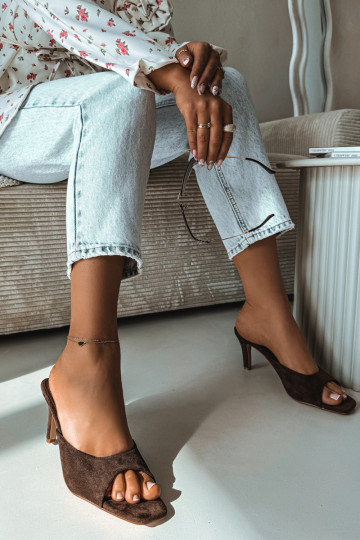 Women's Slim Heeled Chocolate Revina Sandals