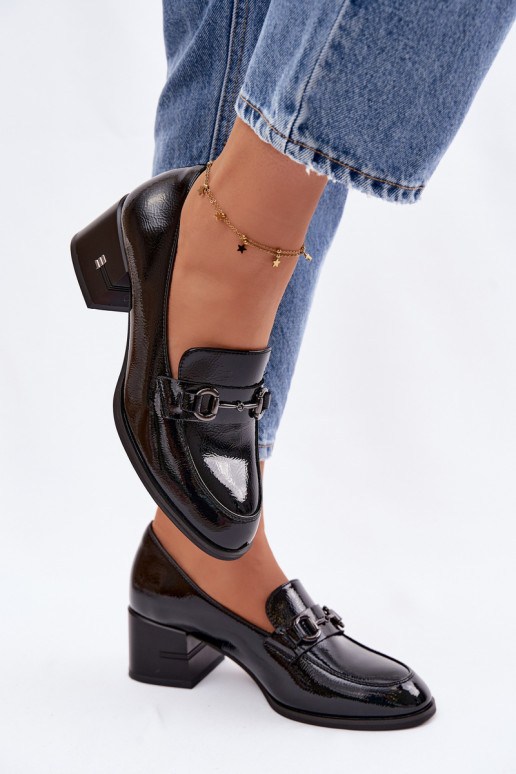 Skórzane Lakierowane Półbuty Damskie Na Obcasie Vinceza 18116 Czarne