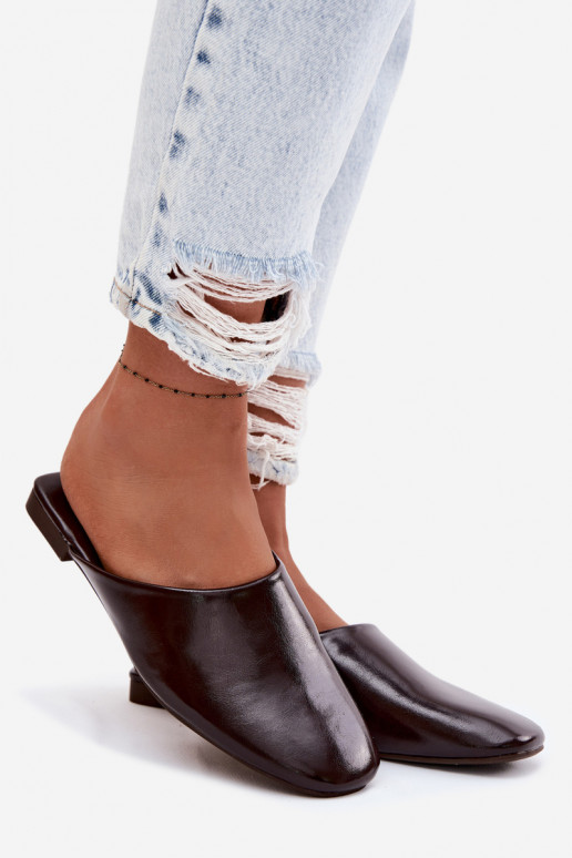 Women's Mules Made of Faux Leather Flat Chocolate Romelle
