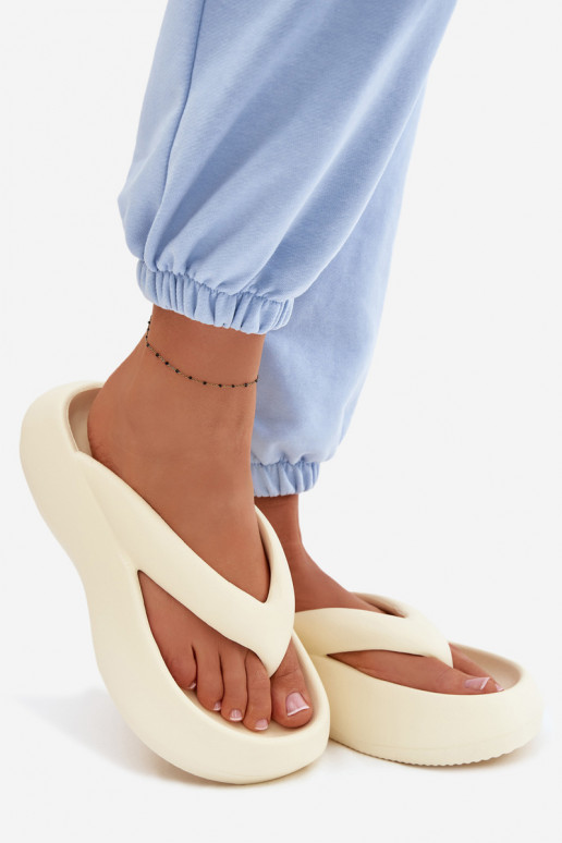 Women's Foam Flip Flops Light Beige Roux