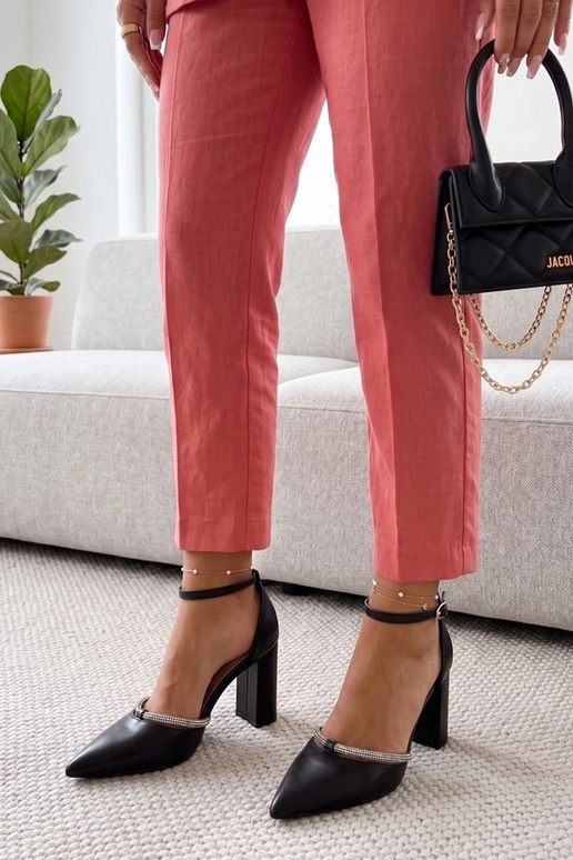 Czarne Czółenka Zdobione Cyrkoniami...