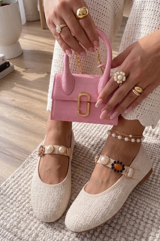 Beżowe Balerinki Z Ozdobnym Paskiem...