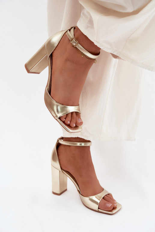 Women's Block Heel Sandals With Faux Leather Gold Melvra
