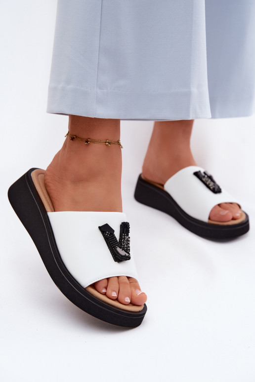 Leather Women's Slides With V Letter On Platform Vinceza 66950 White