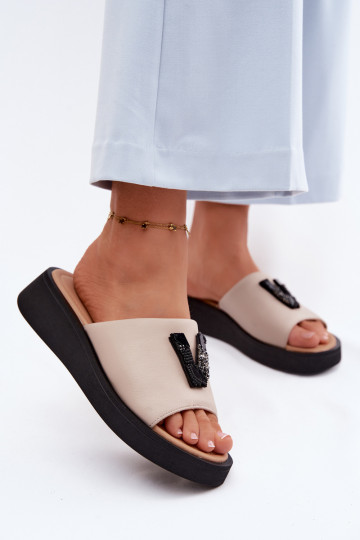 Leather Women's Slides With V Letter On Platform Vinceza 66950 Beige 2