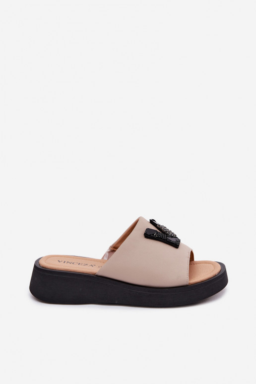 Leather women's slippers with V-shaped upper on platform Vinceza 66950, sand color