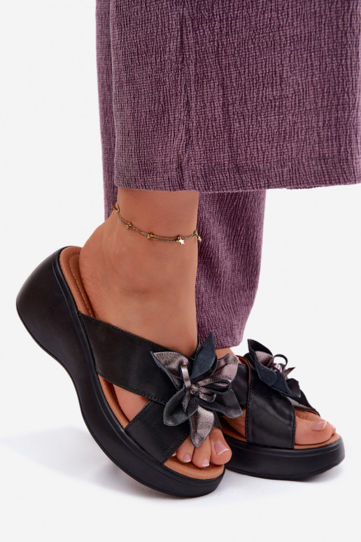 Leather Wedges With Decorative Flower Vinceza 41511 Black