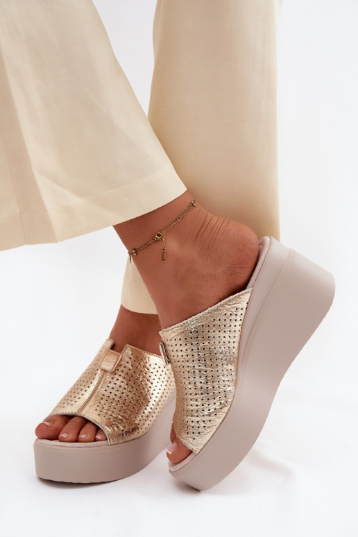 Klapki DamskiewithNaturalnej Skóry Na Koturnie Vinceza 95392 Złote