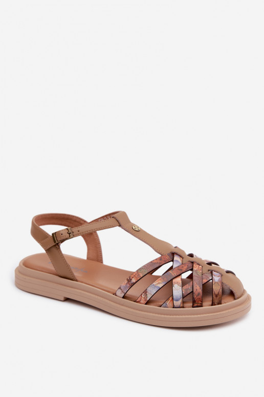 Leather flat sandals for women with straps in sand color