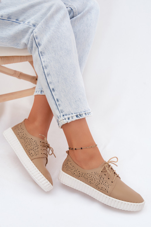 Sand perforated shoes with laces Pearla