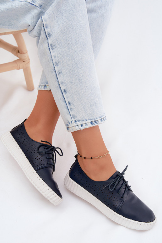 Dark blue perforated shoes with laces Pearla