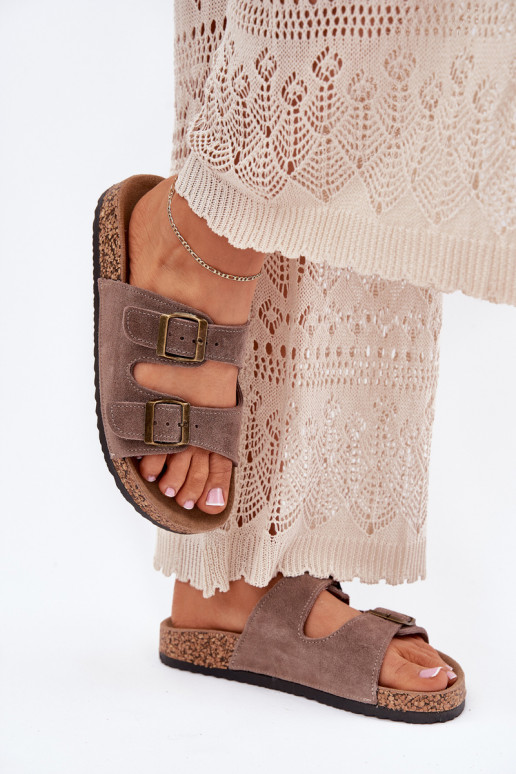 Sand-colored suede slippers on cork sole with buckles Tavira