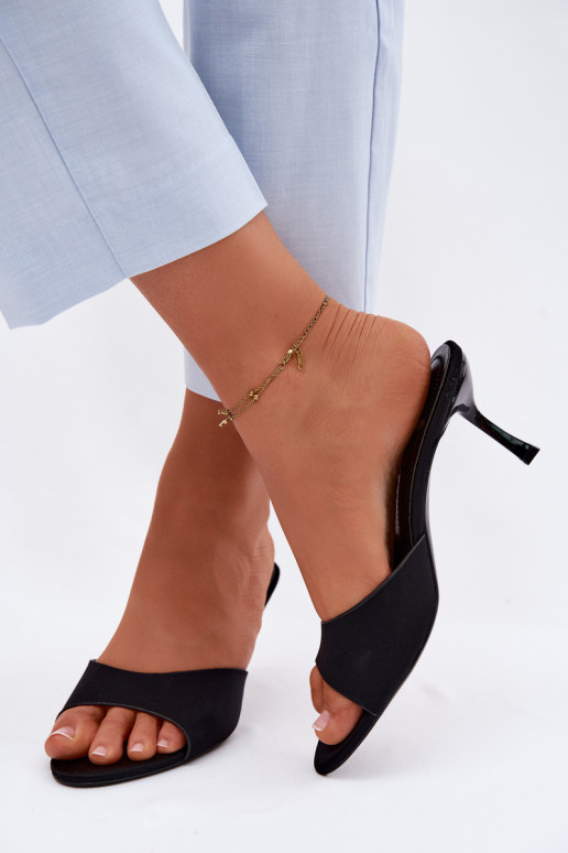 Women's slippers with thin heels black Selmira