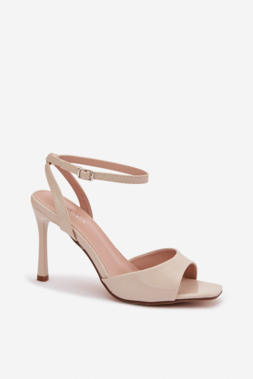 Sand-colored women's sandals with thin heels made of faux leather Olissey